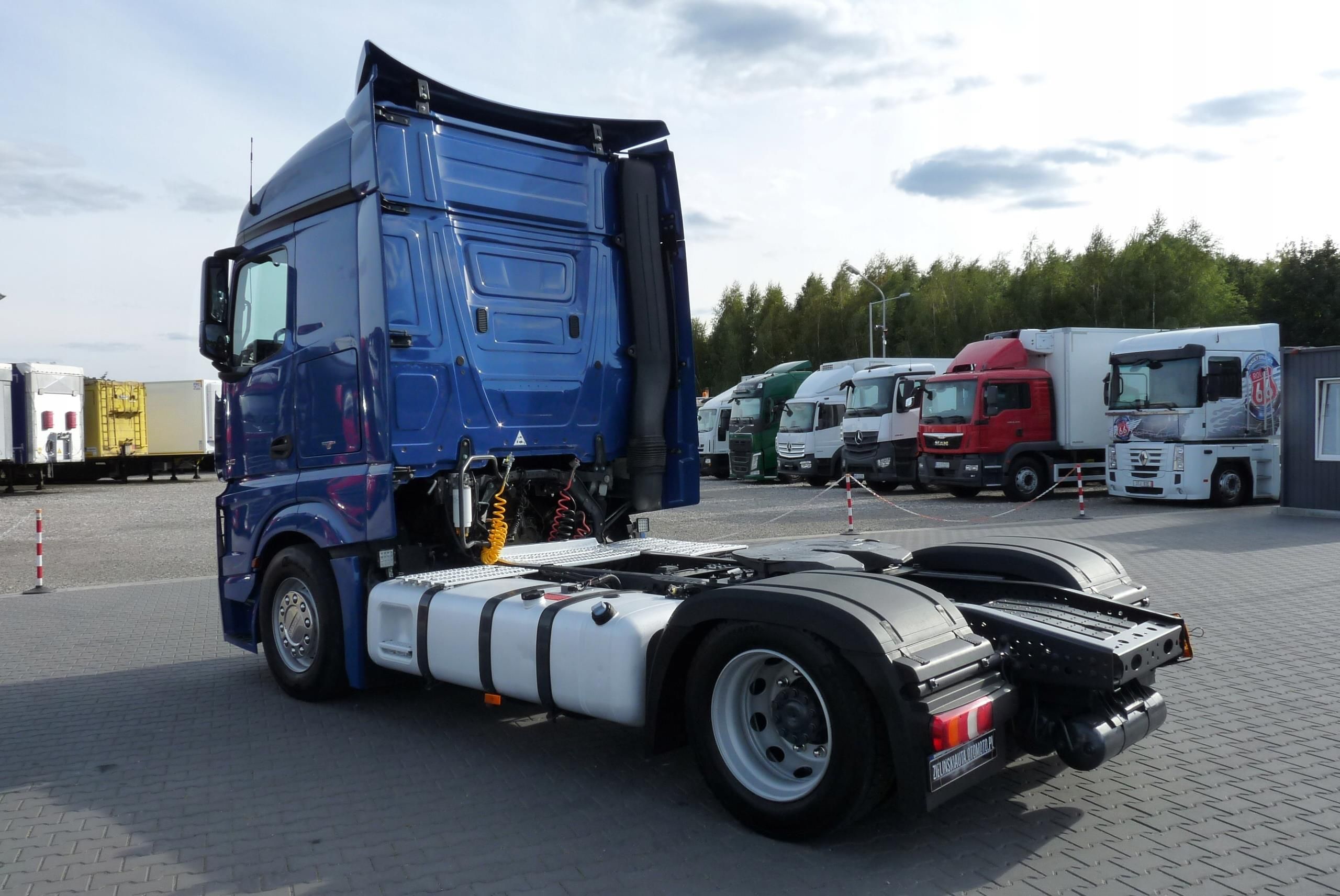 Mercedes-Benz ACTROS 1845 / EURO 6 / LOW DECK /