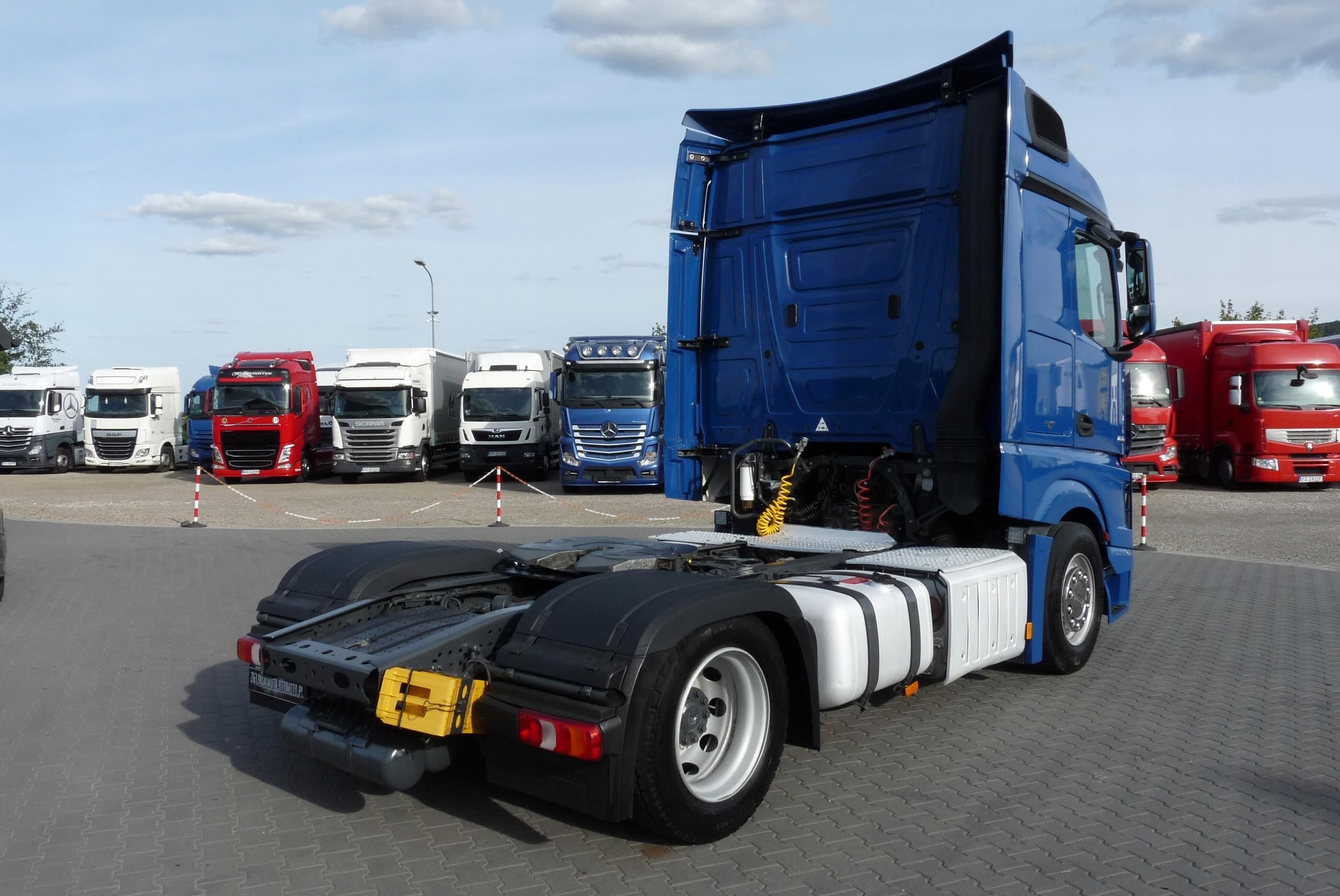 Mercedes-Benz ACTROS 1845 / EURO 6 / LOW DECK /