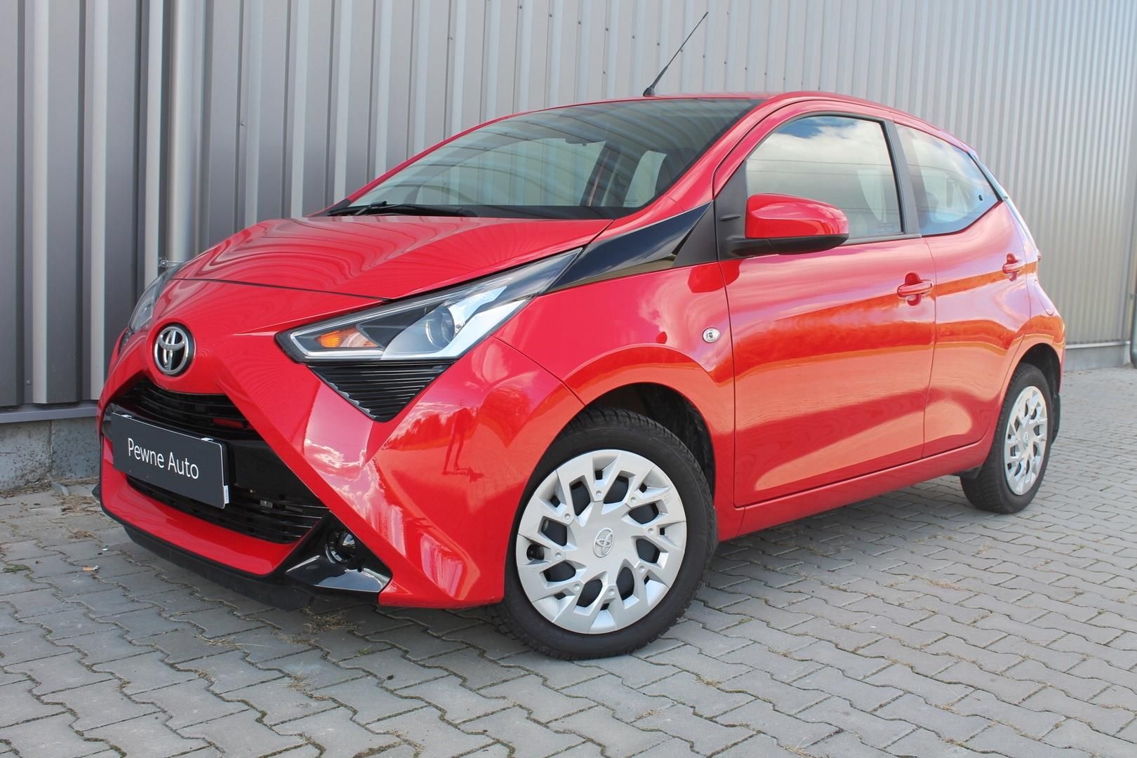 Toyota Aygo 1 0 VVT I X Play II 2014 Opinie I Ceny Na Ceneo Pl