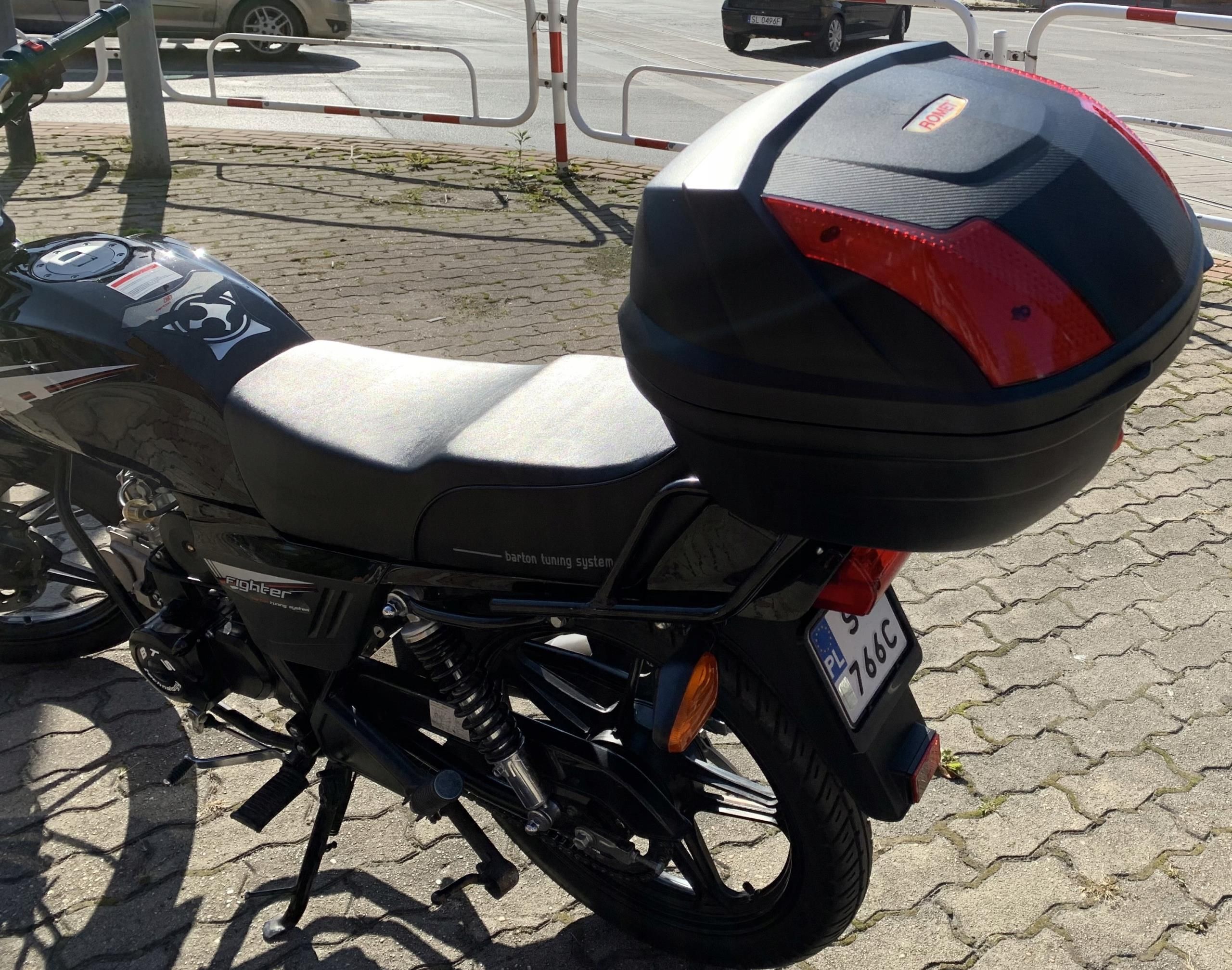 BARTON FIGHTER MOTOROWER 50cm 4T + KUFER OKAZJA !! - zdjęcie 1 BARTON FIGHTER MOTOROWER 50cm 4T + KUFER OKAZJA !!