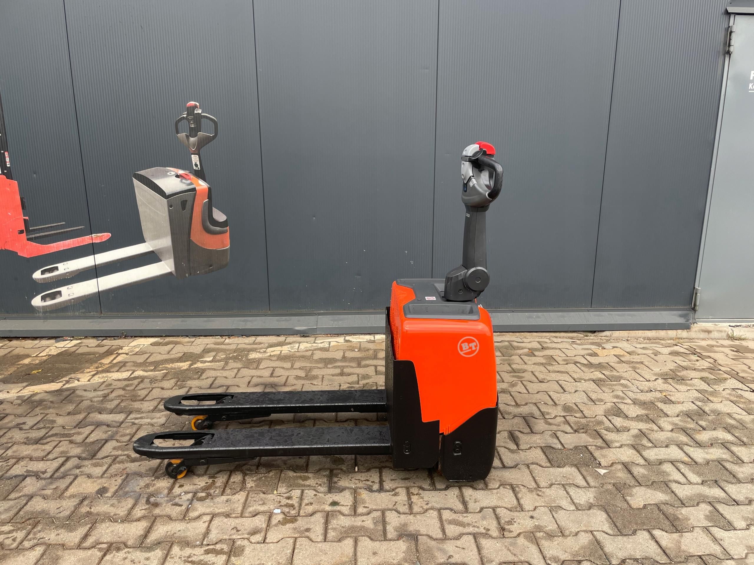 Paleciak Elektryczny Toyota BT LWE 130 Wid y 100cm Opinie I Ceny Na paleciak-elektryczny-toyota-bt-lwe-130-wid-y-100cm-opinie-i-ceny-na
