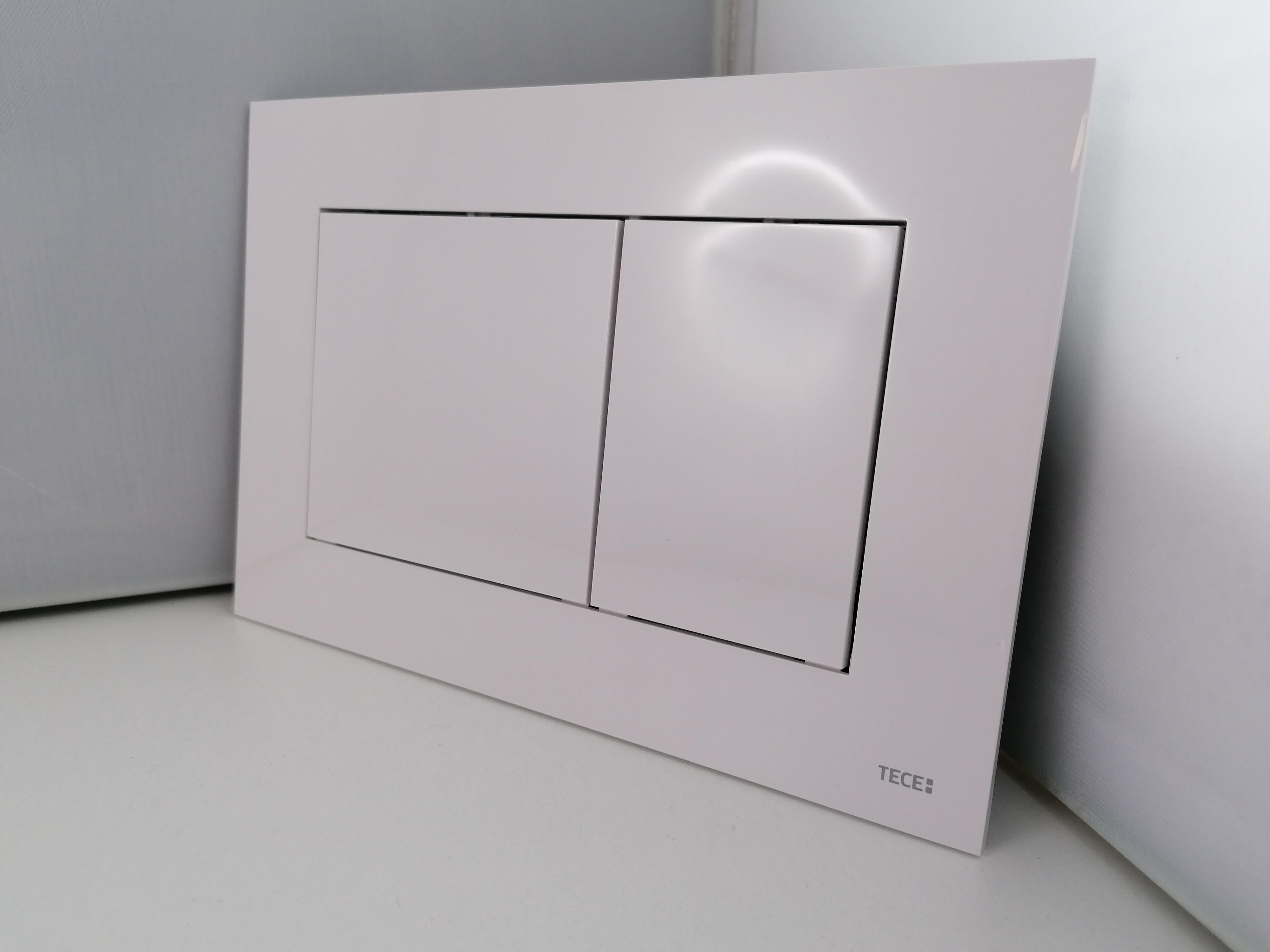 outlet-dla-domu-produkt-z-outletu-tece-przycisk-now-do-wc-bia-y