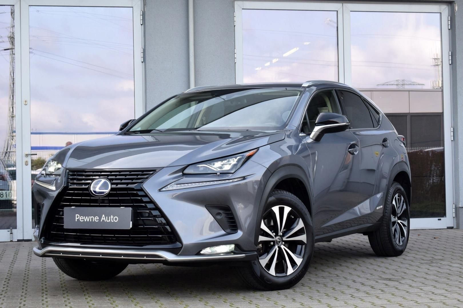 Lexus NX 300h F Impression AWD - Opinie i ceny na Ceneo.pl