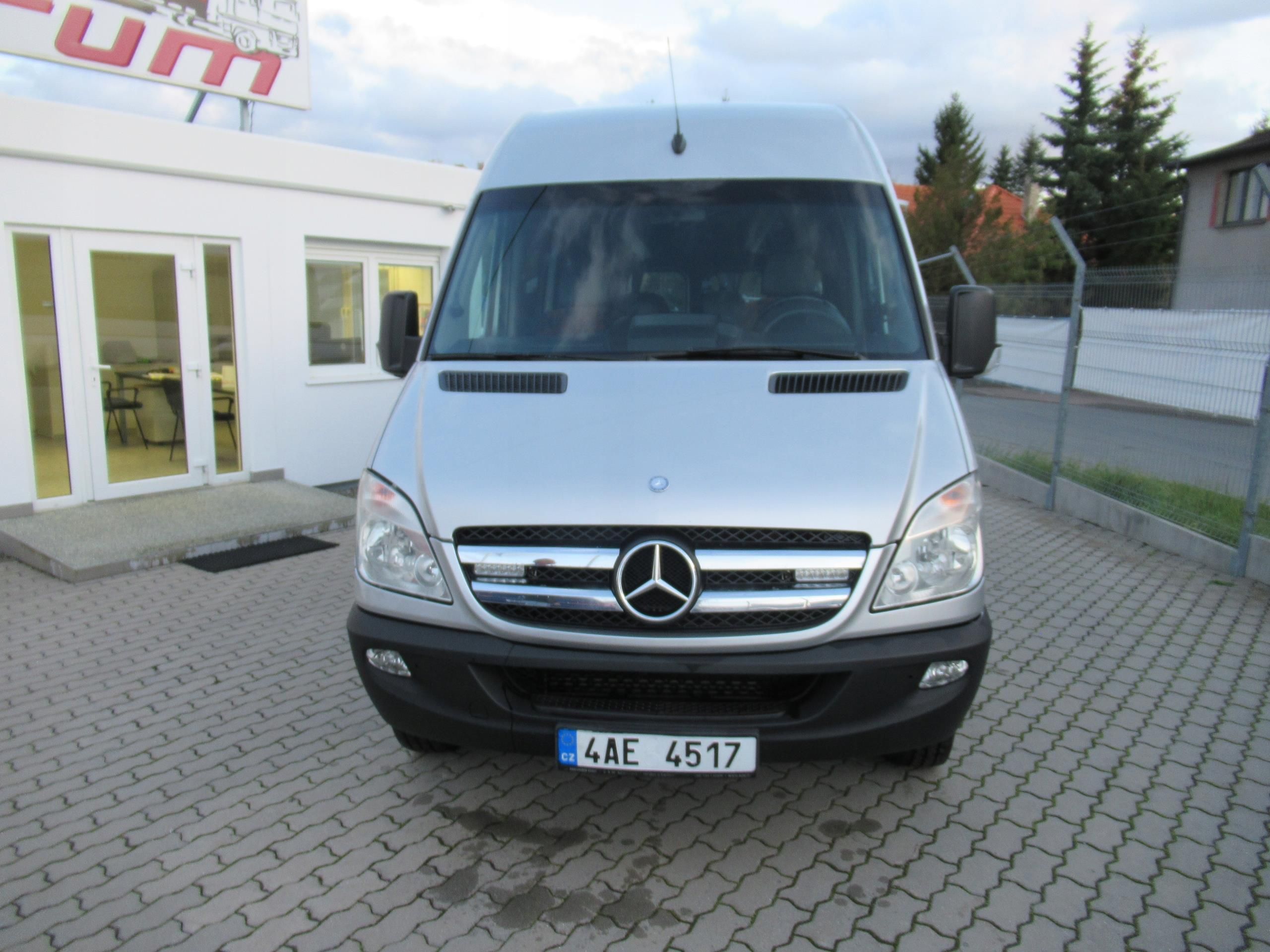 Mercedes - Benz Sprinter 518 Bus Marbela 20+1 - zdjęcie 3 Mercedes - Benz Sprinter 518 Bus Marbela 20+1