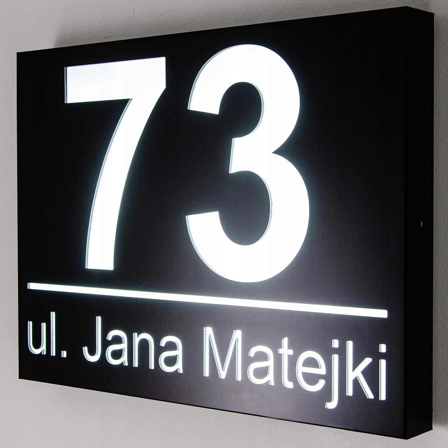 TABLICZKA ADRESOWA PODŚWIETLANA LED NA DOM - zdjęcie 4 TABLICZKA ADRESOWA PODŚWIETLANA LED NA DOM