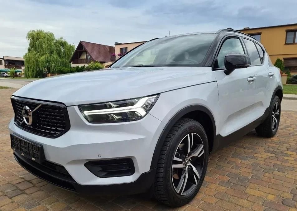 Volvo XC 40 D3 SCR R-Design - Opinie i ceny na Ceneo.pl
