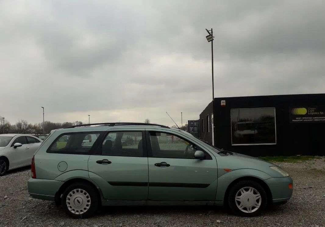 Ford Focus 1.8 Diesel 115KM - zdjęcie 8 Ford Focus 1.8 Diesel 115KM