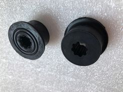Zdjęcie Mazda Oe Poduszka Chłodnicy Górna Cx3 PE0115242 - Kostrzyn