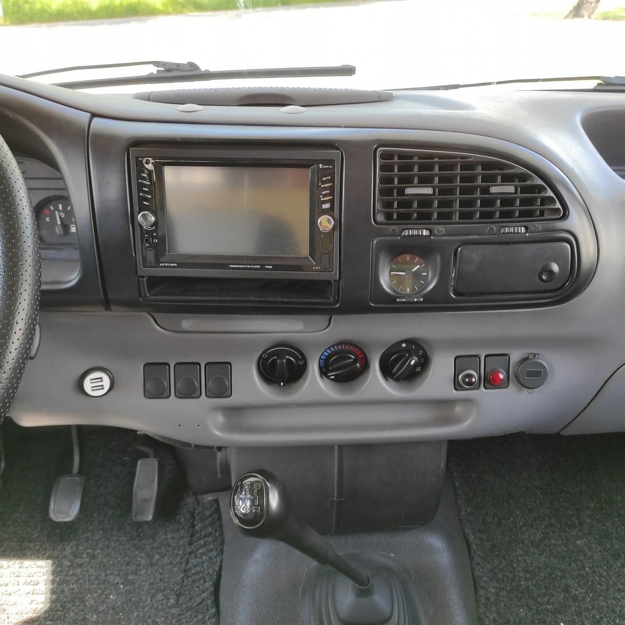 Ford Transit Przygotowany do sezonu. - zdjęcie 3 Ford Transit Przygotowany do sezonu.