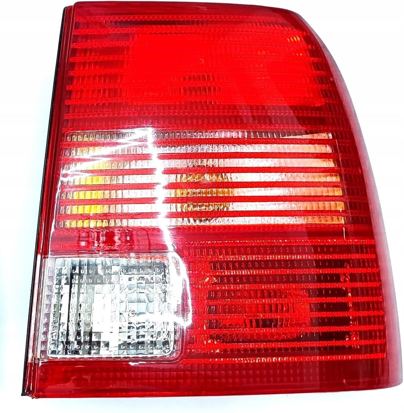 Lampa Tylna Tyc Lampa Tylna Prawa Vw Passat B Sedan B B G Opinie I Ceny