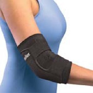 Mueller Stabilizator łokcia Elbow support - czarny