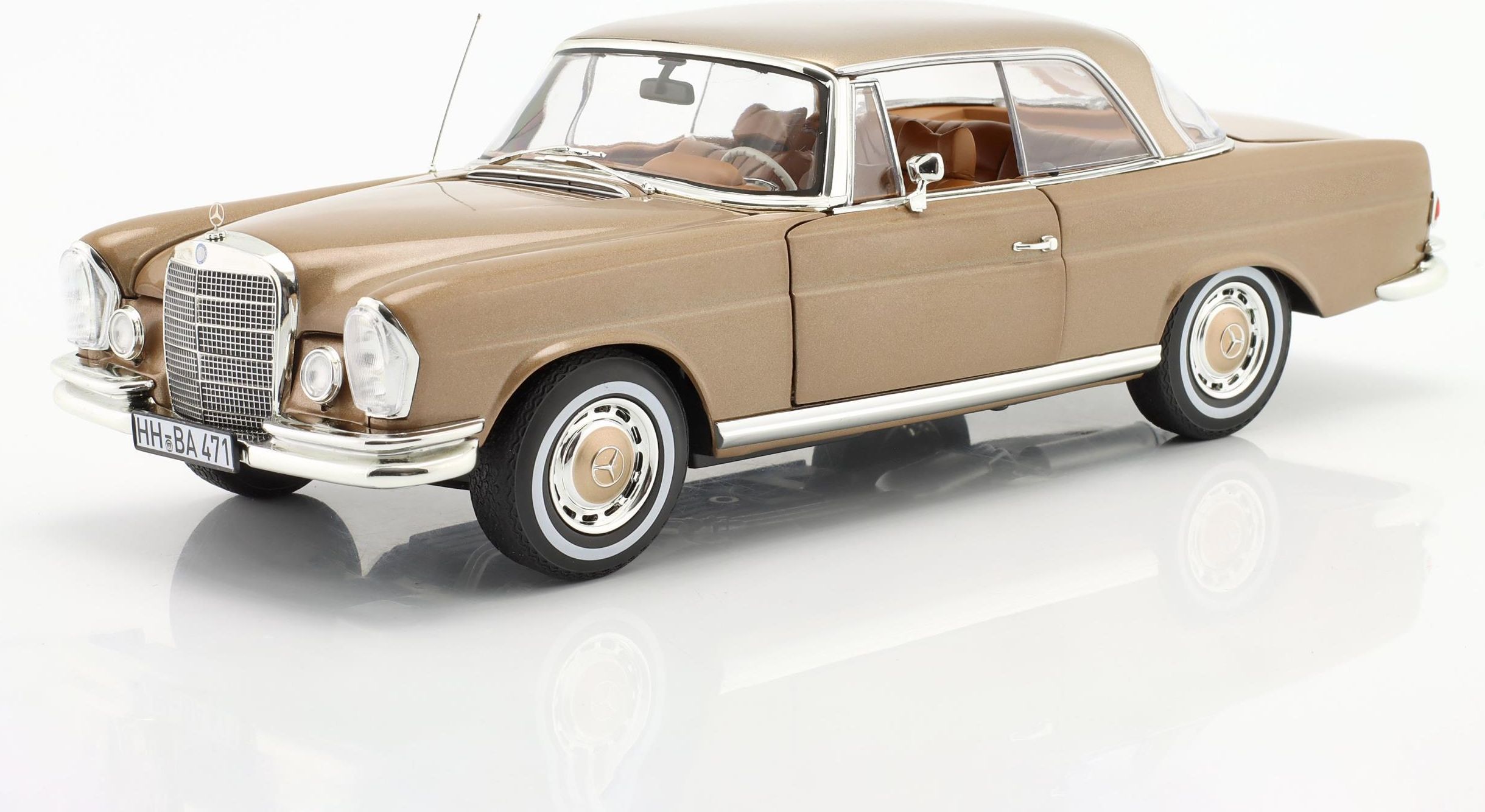 Modèle Réduit Norev 1:18 - Mercedes 250 SE Coupé (W111) 1969 - Vert Métallisé - Collection Auto