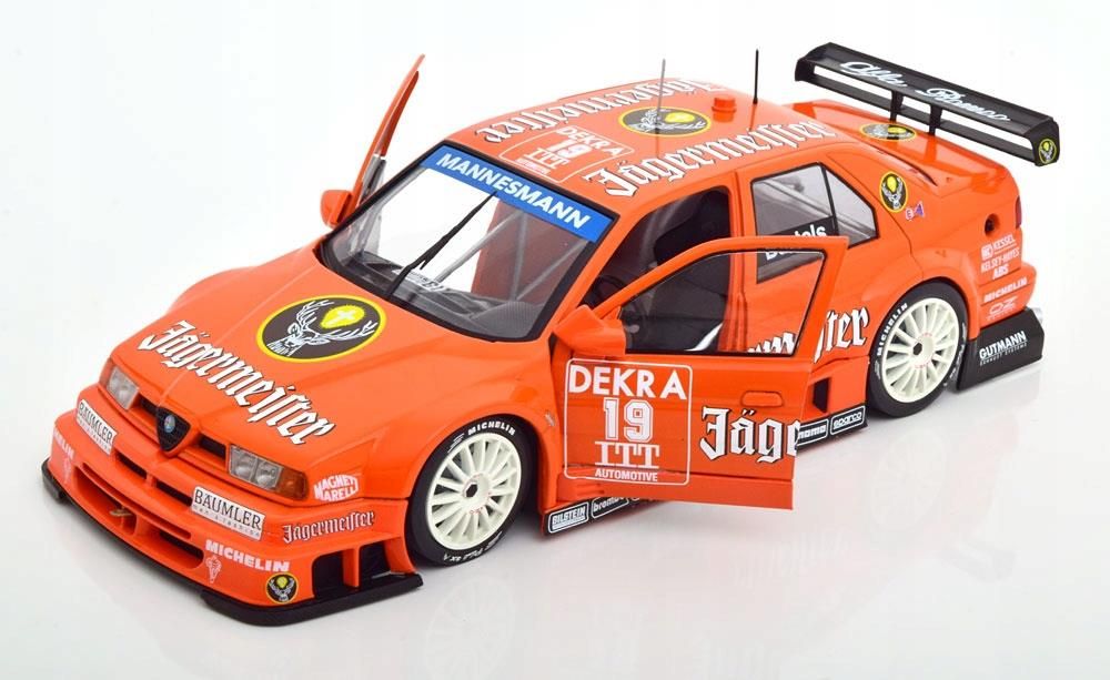 アルファロメオ 155 1/18 UTMODELS Jägermeister Alfa Romeo 155