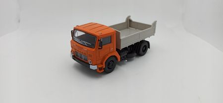 Ciężarówka Jelcz 317 K-525 Pomarańczowy 1:43 Daffi
