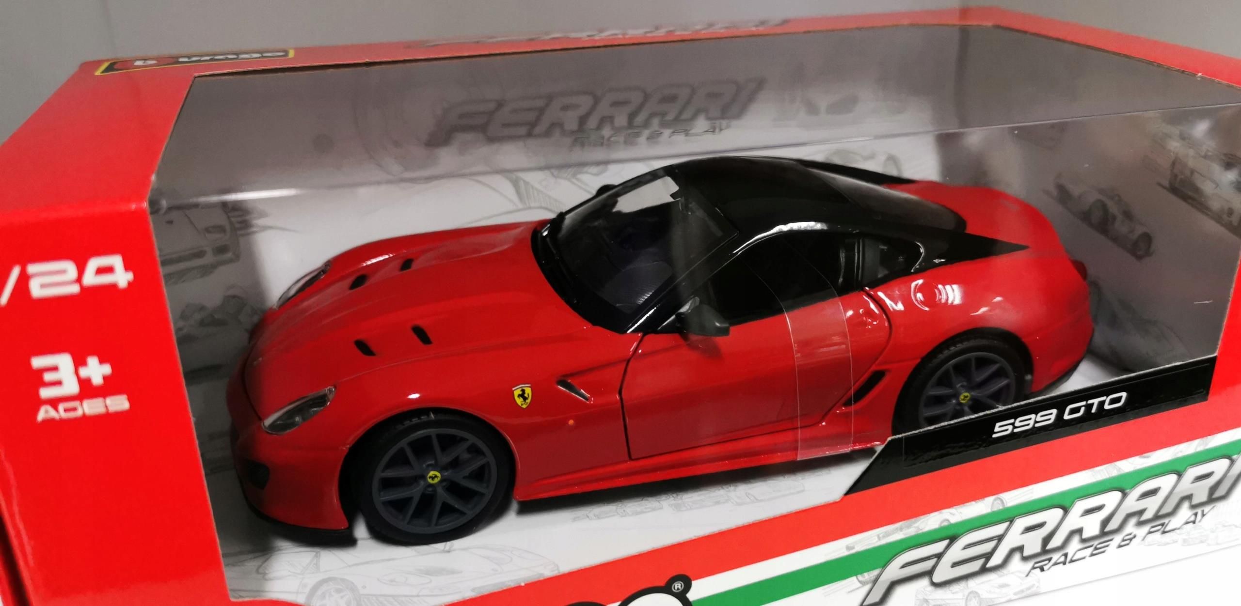 Voiture Miniature Ferrari 599 GTO (1:24)