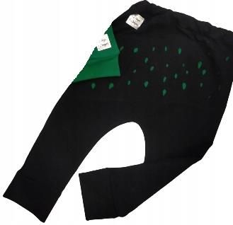Spodnie baggy czarno zielone z dziurami roz. 140