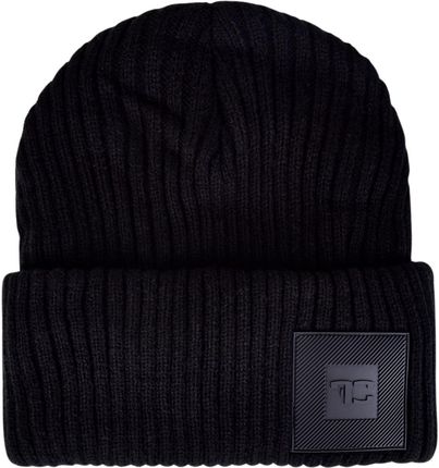 Dzianinowa czapka z ciepłą miękką podszewką i aplikacją logo FC czarna