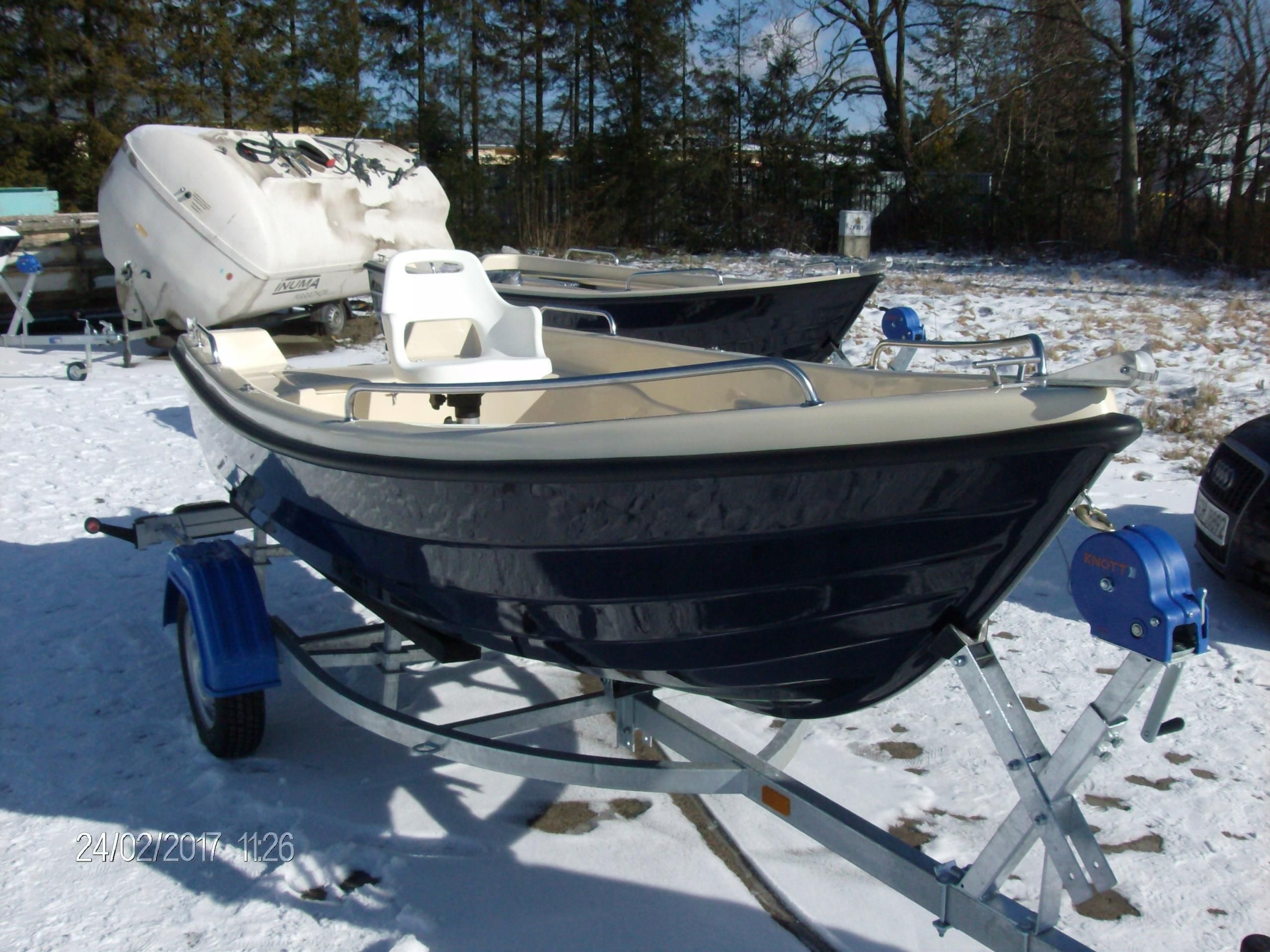 alo. ブラック Sklep motocyklowy. Części, opony, kaski, odzież i akcesoria