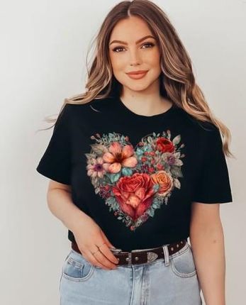 damska czarna koszulka z sercem w kwiaty serce6