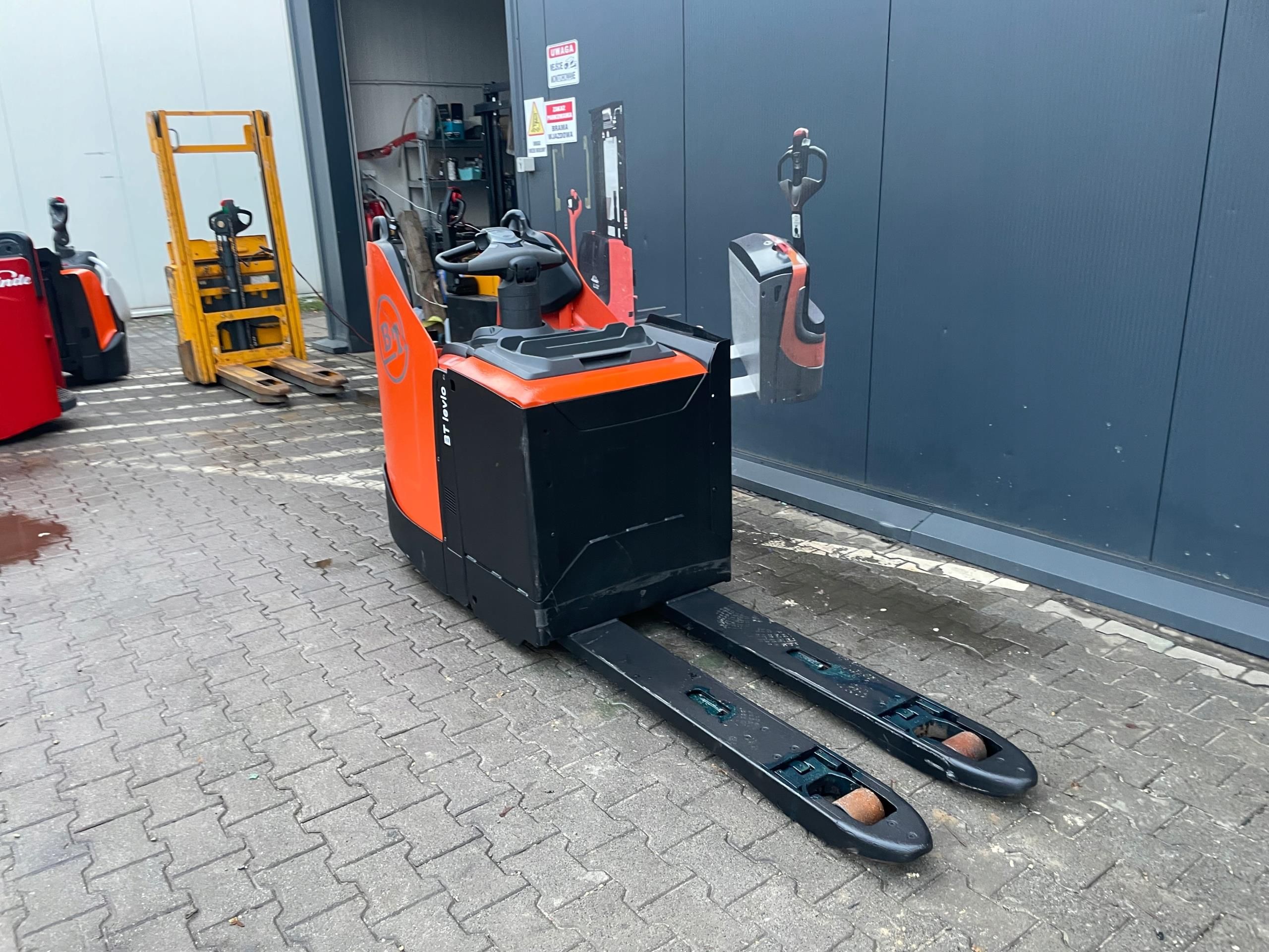 Paleciak Elektryczny Toyota BT 2500kg 2017r Rydwan Opinie I Ceny Na paleciak-elektryczny-toyota-bt-2500kg-2017r-rydwan-opinie-i-ceny-na