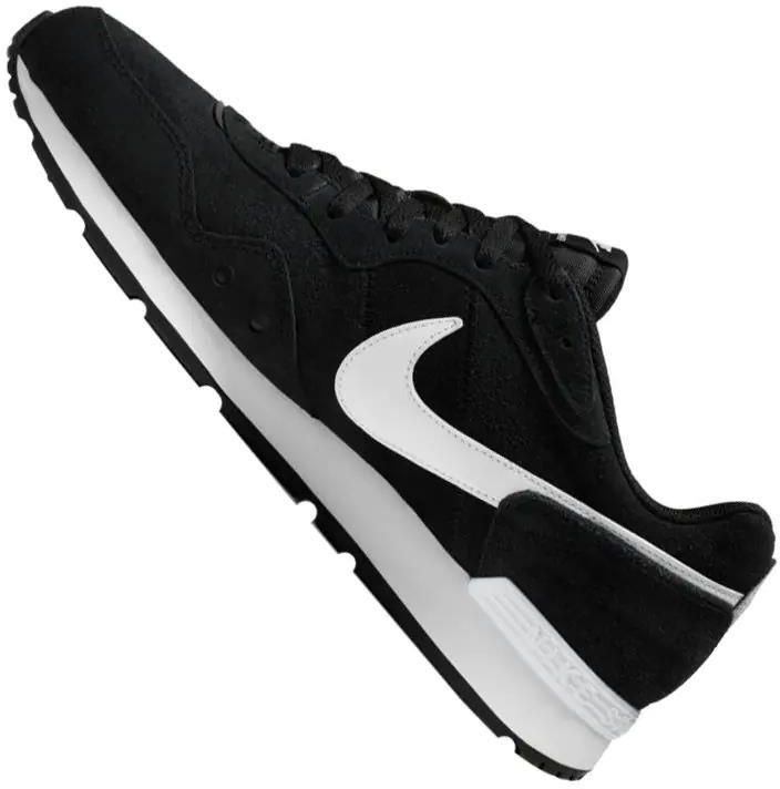 nike venture runner black suede