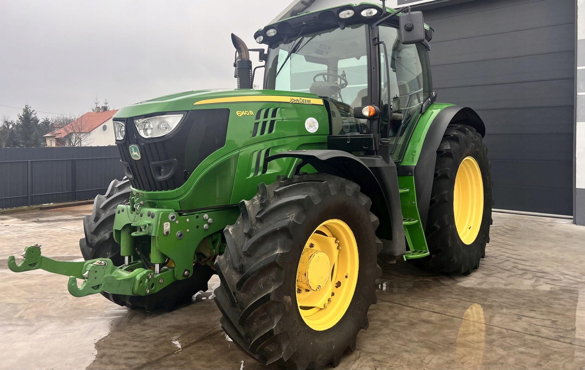 Ciągnik rolniczy John Deere 614R 2012r - Opinie i ceny na Ceneo.pl