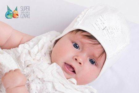 Jamiks Tulip czapka niemowlęca na wiosnę chrzest biała