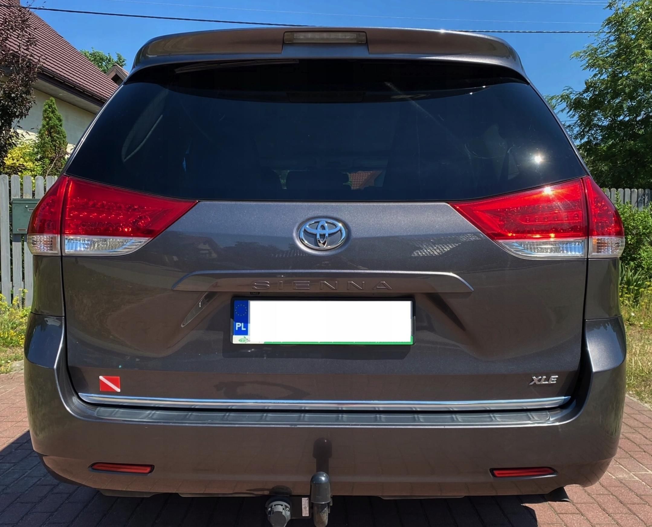 Listwa na zderzak Martig Toyota Sienna 2010 Listwa Chromowana Chrom ...