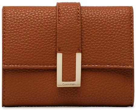 Calvin Klein Duży Portfel Damski Must Plus Trifold Wallet Md K60K610490 Brązowy