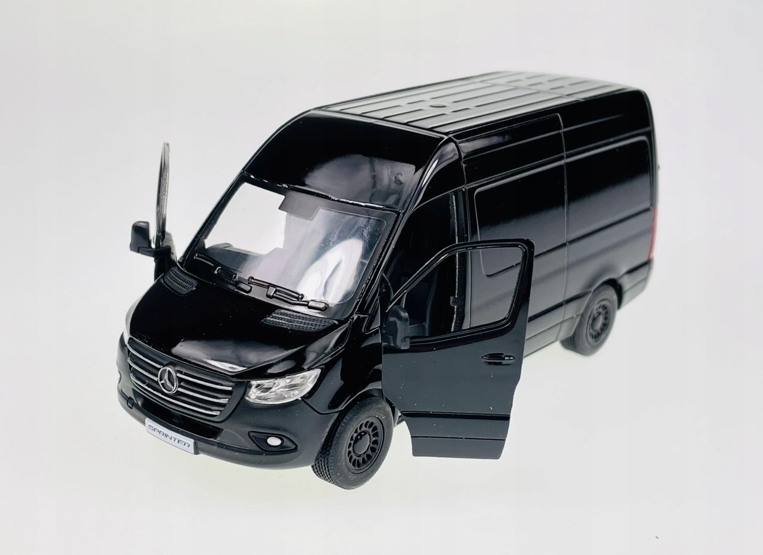 KiNSMART Mercedes-Benz Sprinter Cargo Furgone – Modello Pressofuso Scala 1:48 – Con Azione Pull-Back E Porte Apribili – Colore Bianco