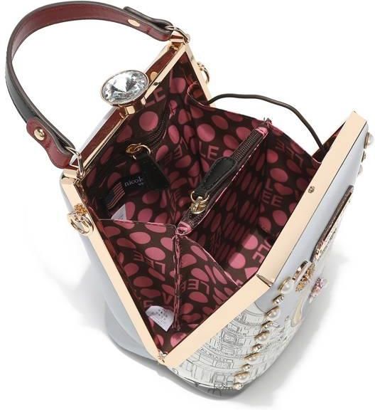 c2a380cc-a55a-4068-8f6c-