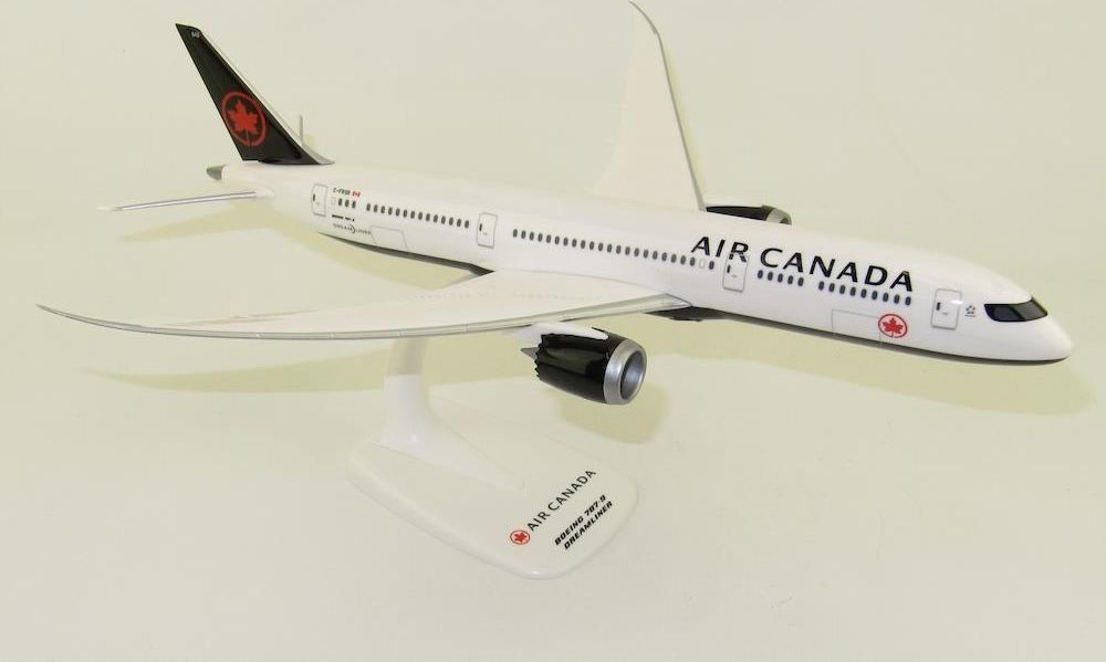 Herpa vlieguig model Boeing 737 Max 8 LOT Polish Airlines