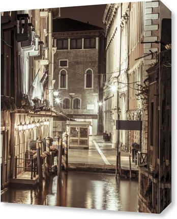 Zakito Posters Obraz 40x50cm Nocne ujęcie starego budynku przy wąskim kanale Assaf Frank