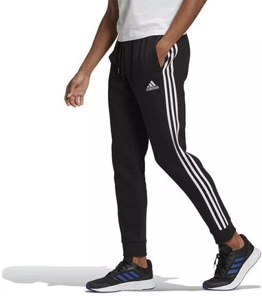 Spodnie adidas Essentials Fleece 3-stripes GK8821