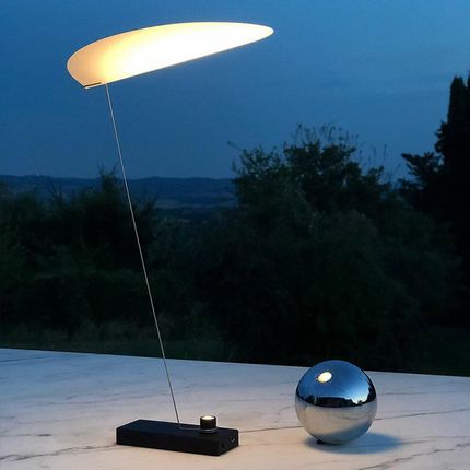 Ingo Maurer Koyoo akumulatorowa lampa stołowa LED USB ze ściemniaczem 1050000