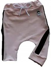 Spodnie różowe z lampasem rozmiar 158