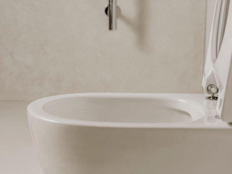Abattant WC Roca Ona Supralit – Blanc – Chute Amortie, Acier Inox – Compatible A342688000