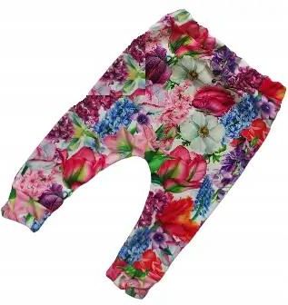 Spodnie malowane kolorowe kwiaty rozmiar 134