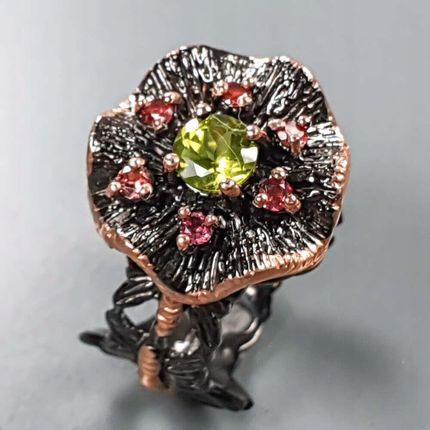 Artystyczny srebro pierścionek oliwin granaty r 15