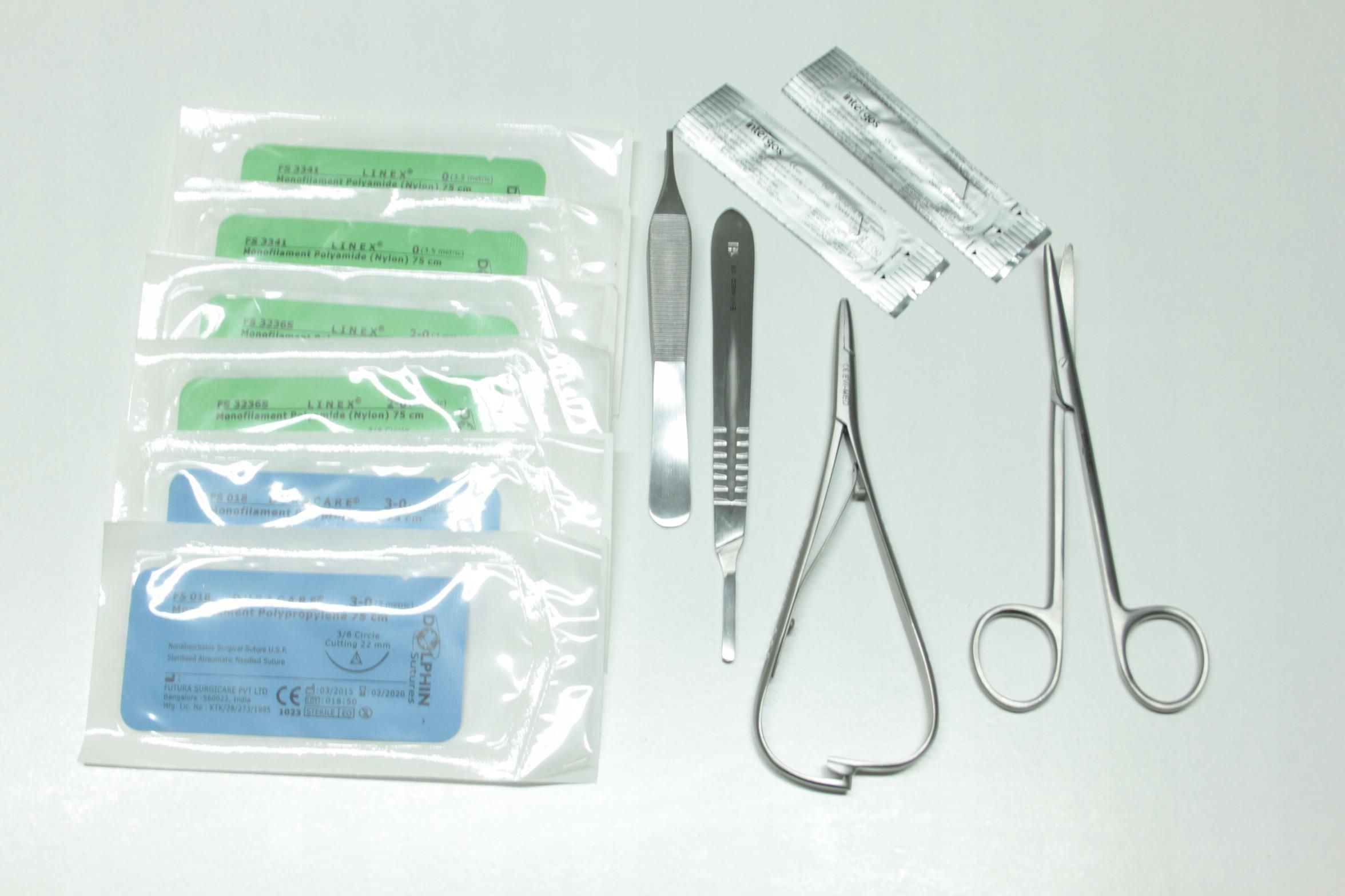 14-Piece Minor Surgery Kit With Surgical Instruments & Forceps - Model DS-1106
