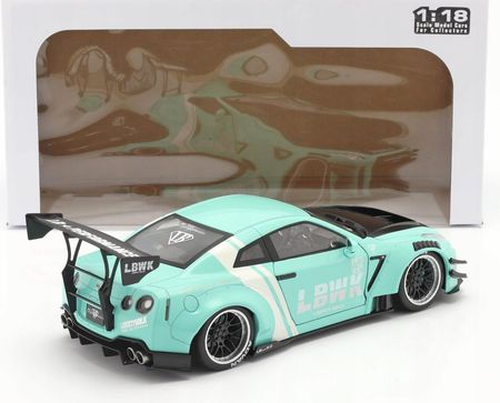 Solido Nissan (R35) Type 2 Liberty Walk LB Works à l'échelle