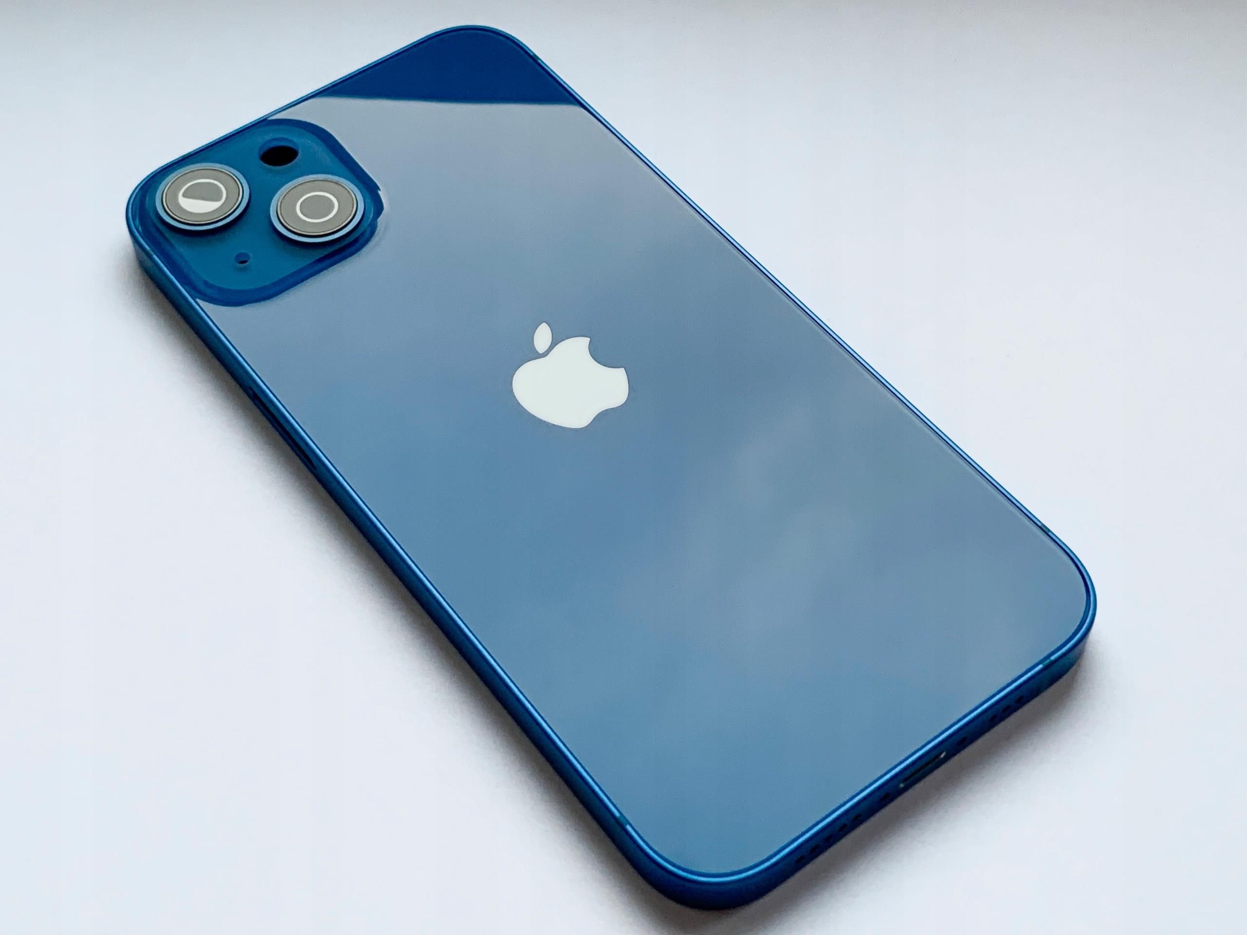 Podzespoły do telefonu Apple Obudowa Korpus Iphone 13