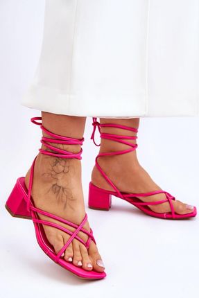 Sandały wiązane Model Secret Love LOLA5023 Pink - Step in style