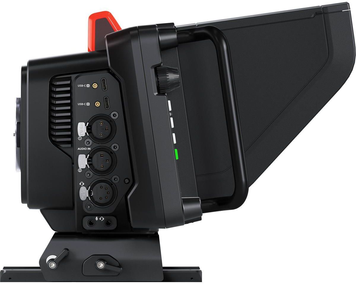 фото Видеокамера Blackmagic Design Studio Camera 4K Pro G2