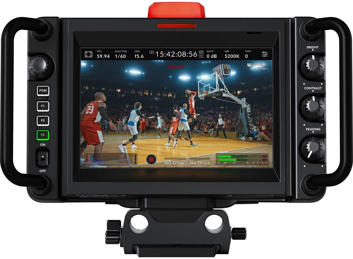 фото Видеокамера Blackmagic Design Studio Camera 4K Pro G2