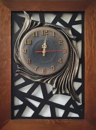 Art Deco Zegar Ażurowy Ścienny W Drewnianej Ramie Koloru Złotego Dębu (Az51)