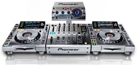 Pioneer DJ CDJ-2000 + DJM-900 LIMITED WHITE - SKYLARK