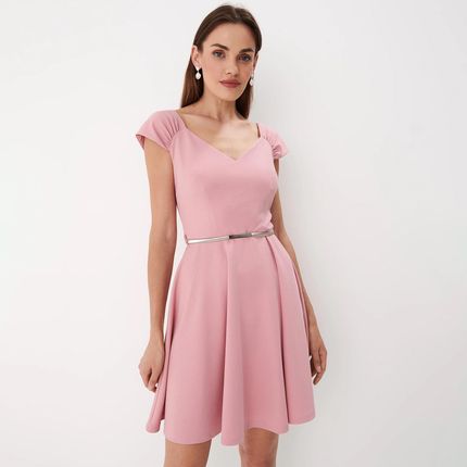 Mohito - Pudrowa sukienka mini z paskiem - Różowy