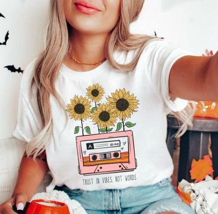 damska koszulka z nadrukiem flower18