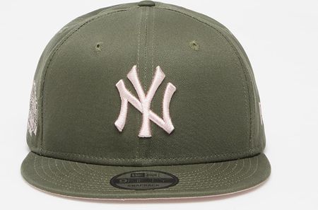 New Era New York Yankees Side Patch 9Fifty Snapback Cap Medium Green